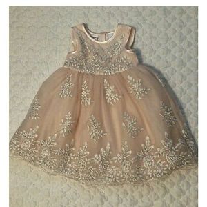 Beautiful peach/beige 3T toddler formal dress